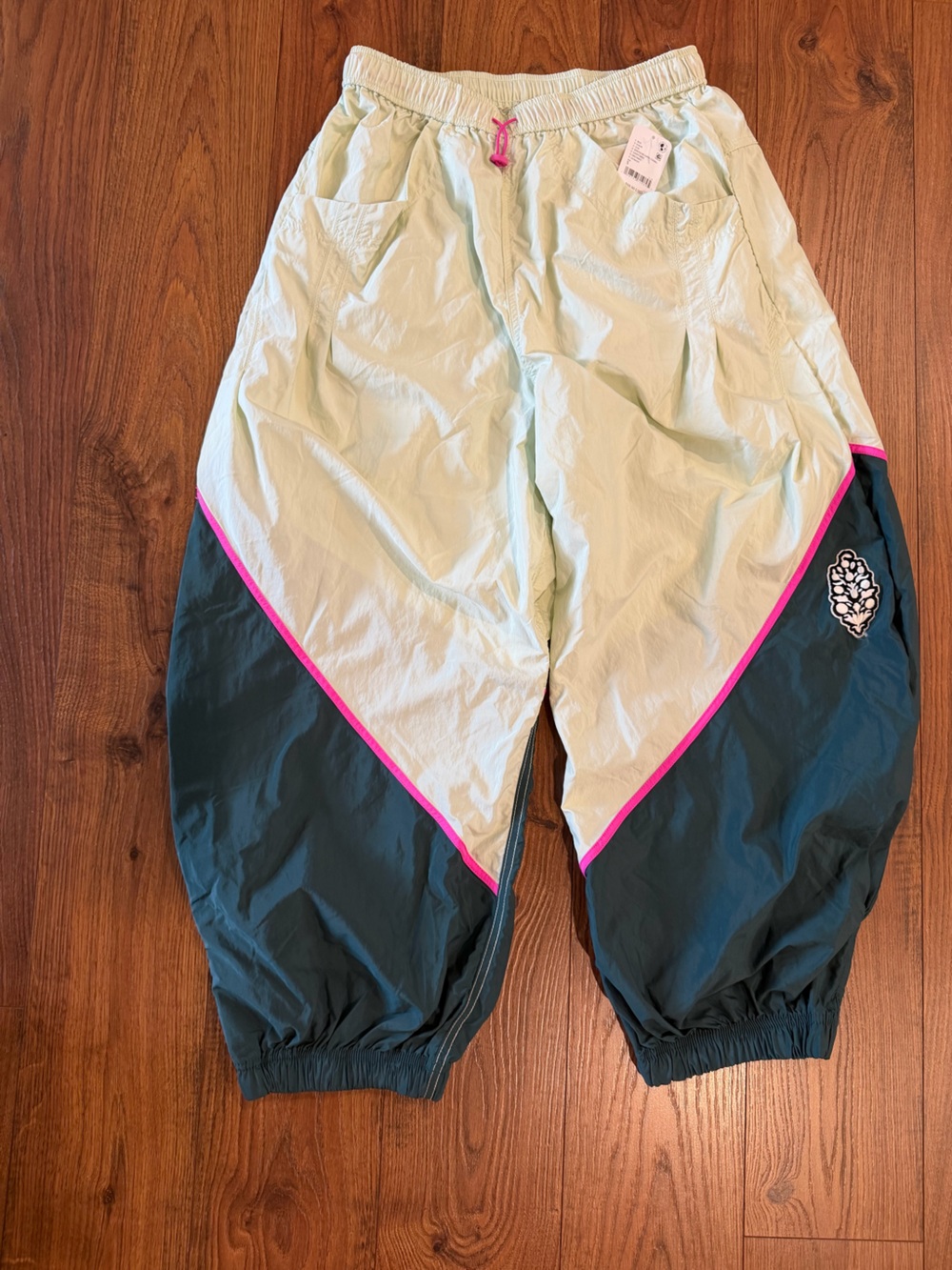 FP Free People Movement Colorblock High-Waist Joggers Size S NWT - Picture 2 of 4